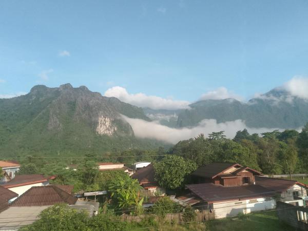 Wanglee Guesthouse - Laos