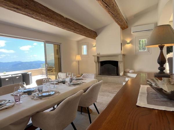 Villa With 2 Pools - Montauroux