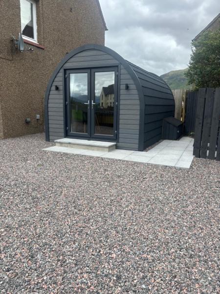 Melantee Pod - Fort William