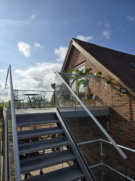 Orchard Views From Our 2 Bedroom Farm Apartment - Bromsgrove