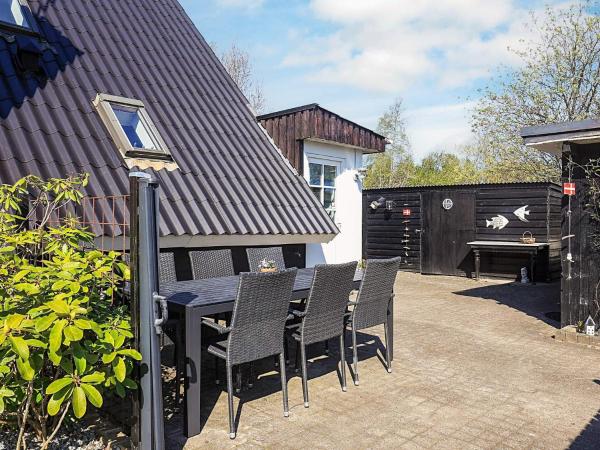 6 Person Holiday Home In Hals-by Traum - Hou