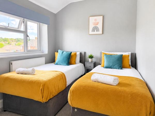 Copperfield House - Free Parking - Maidstone