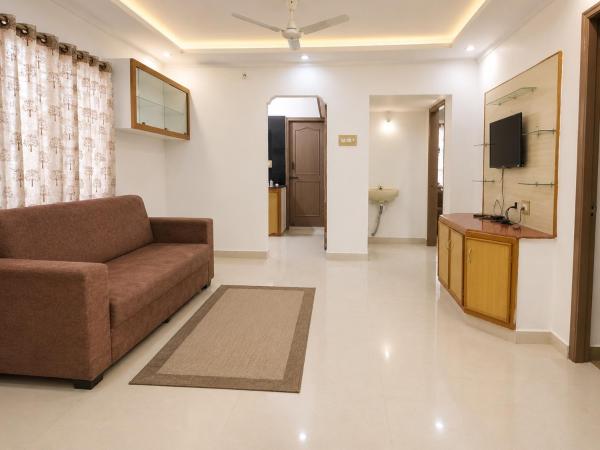 Modern And Luxurious Comfort 2bhk Apartment With Parking In Tirupati - Tirupati