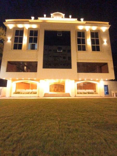 Celebrations Hotel - Dankuni