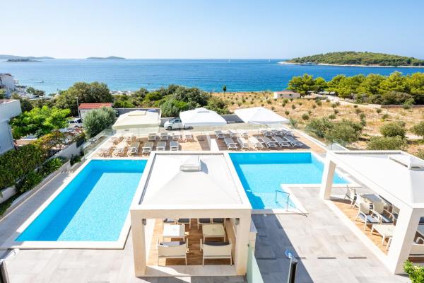 Life Sea View Apartments & Pools - Primošten