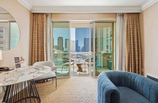 Luxury Strip View Condo Balcony Mgm Signature - Las Vegas, NV