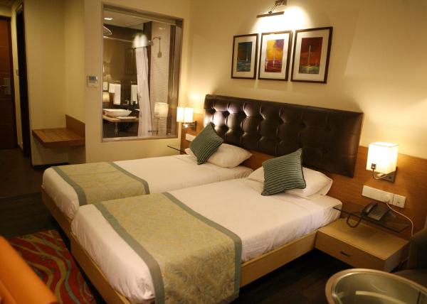 Hotel Riverview - Ahmedabad