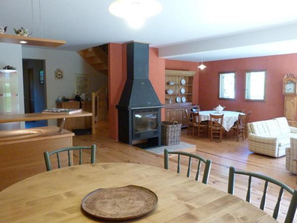 Chalet 12 Pers. Au Cåur D'arãªches-beaufort - Fr-1-886-86 - Areches Beaufort