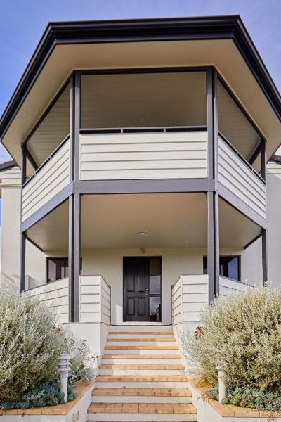 Beautiful West Beach Home With Ocean Views - Esperance