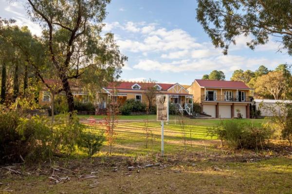 Mclaren Vale Vineyard Loft - Full Kitchen, Bath - Adelaide