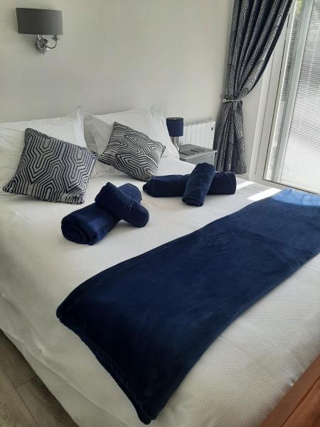The Courtyard Apartments - Cahir Heritage Town - County Tipperary