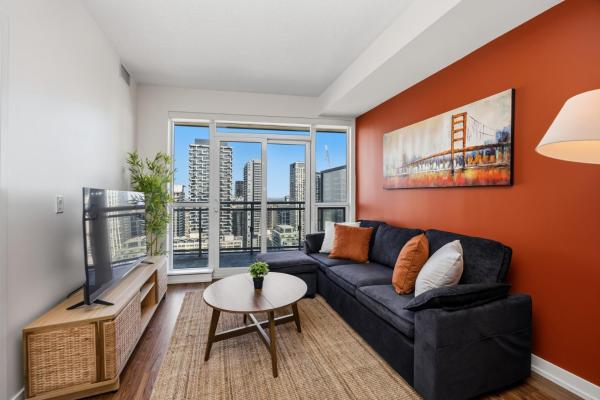 Midtown 1br, Resort Pool, Grocery, Parking - Mississauga