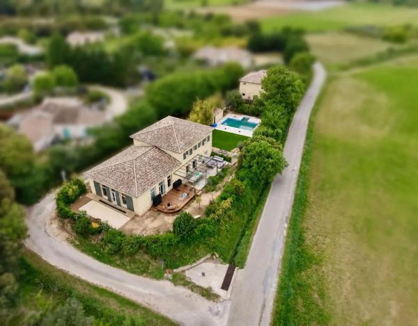 Villa Spacieuse à Collias Avec Piscine Privée - Uzès