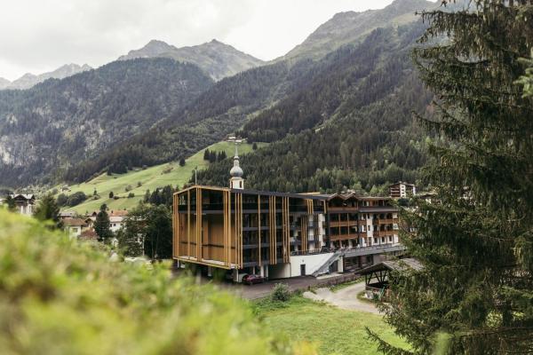 Hotel Kirchenwirt - Kaunertal