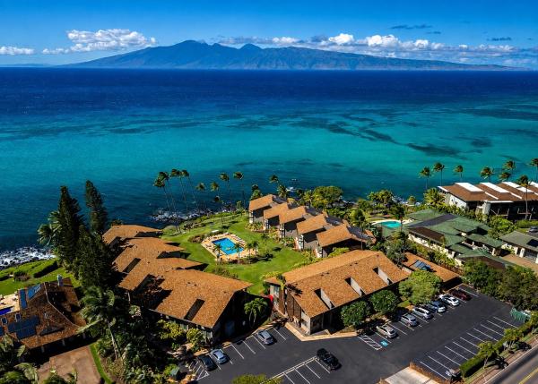 Oceanfront Breezy 4br For 12 In Lahaina Hawaii - Maui, HI