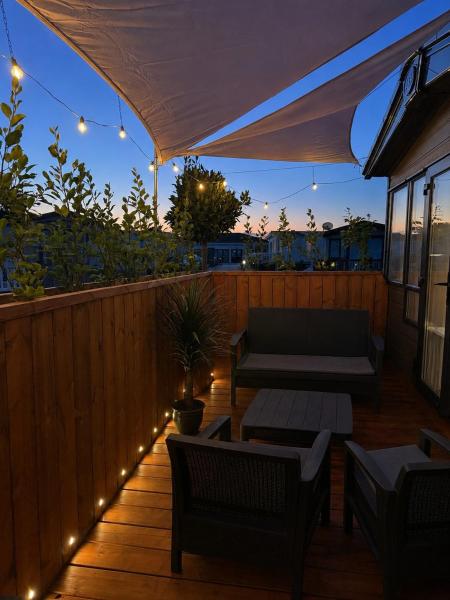 Sauna Coastal Getaway In Lowestoft - Lowestoft