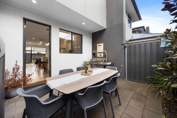 The Onka - Contemporary Escape By The Coast - Adelaide