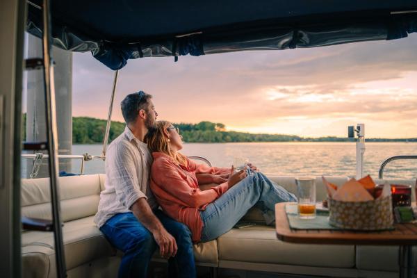 Escape & Relax On A River Yacht, Sunsets Views - Ipswich