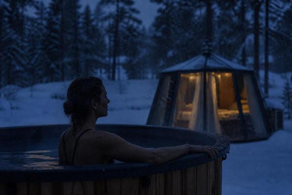 Aurora Igloo, Sauna Spa & Dinner By Invisible Forest Lodge Adults Only - Rovaniemi