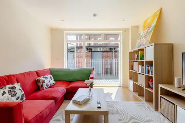 Quiet Refurbished Flat By Fulham Broadway - Londres