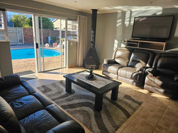 Menza Self-catering - Herolds Bay