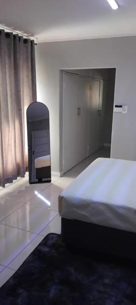 Triple S Guest House - Vanderbijlpark
