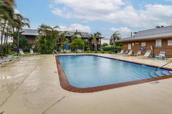 Lake Okeechobee Condo W/ Pool & Patio! - Lake Okeechobee, FL