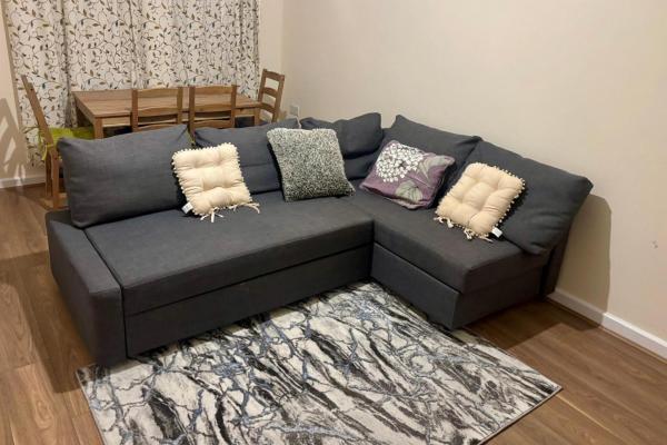 Stylish 2-bed Wolverhampton Home - Sleeps 4 - Wolverhampton