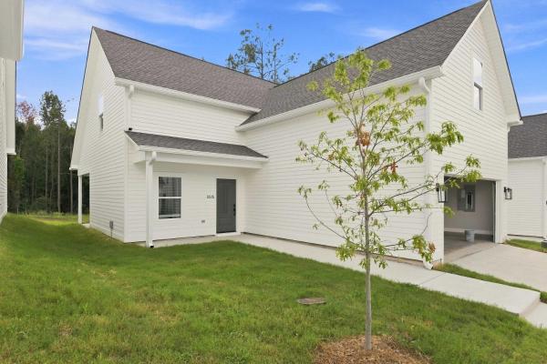Spacious Oxford Retreats With Garage & Pool - Oxford, MS