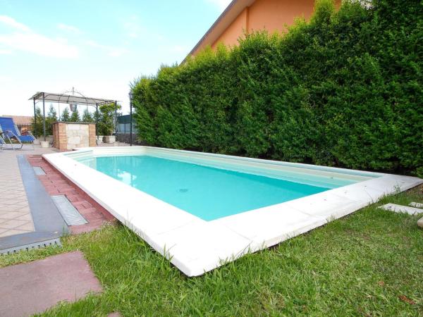 Spacious Sicilian Etna Villa - Aci Castello