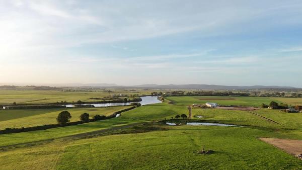 Duckenfield Haven - Hinton, Australia