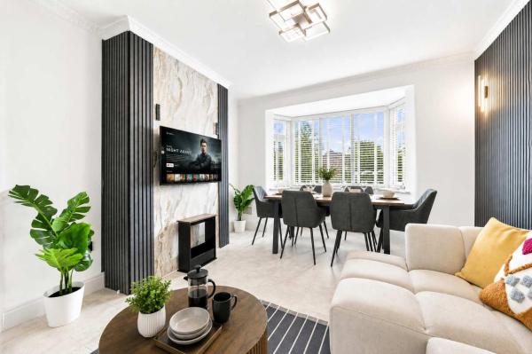Entire 5 Bed House In Manchester Uk - Stockport