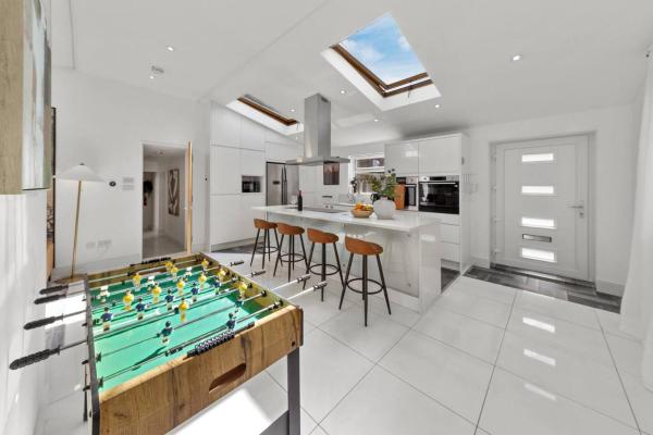 Sleeps 6 Free Parking & Ev Charging Town Centre - Farnham
