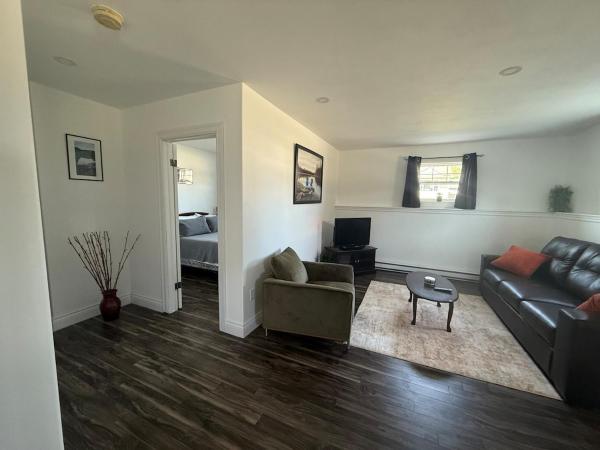 This Lil Apartment - Deer Lake