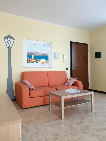 Private Parking & Malpensa In 15min - Salici House - Busto Arsizio