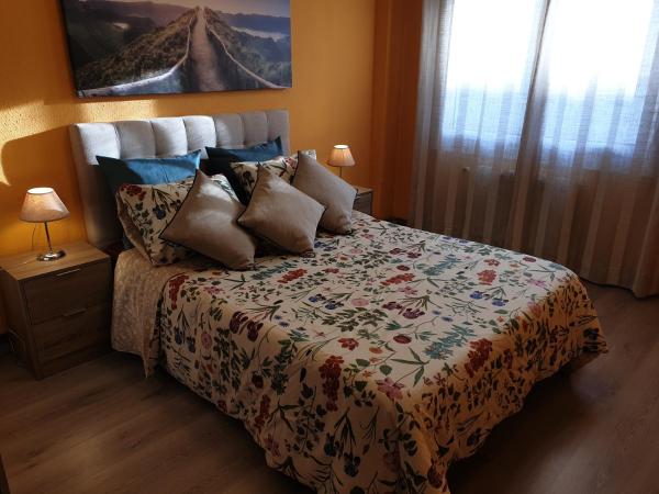 Comfy And Sunny Apartment Near Barcelona - Montmeló