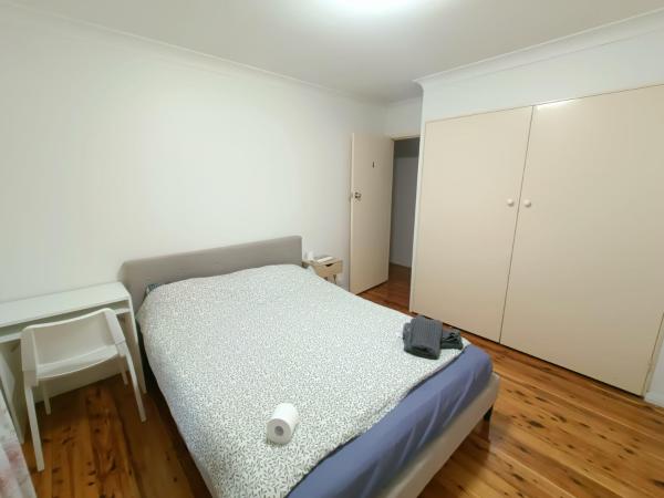 Comfortable Queen Room In Epping - E4 - Cumberland