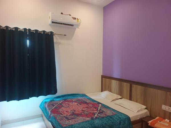 Hotel Rameshwaram Paradise - Khatu