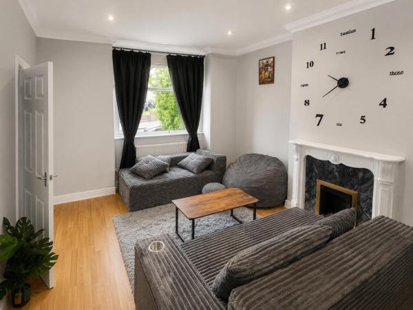 Stylish Guest House In Birmingham - Birmingham