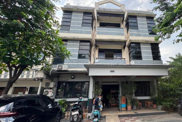 Hotel O Near Universitas Indonesia Formerly Bang Day - Depok