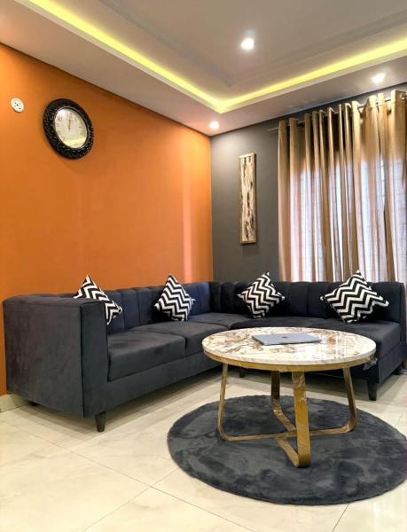 Luxury 1 Bedroom Apartment Bahria Town - Lahore