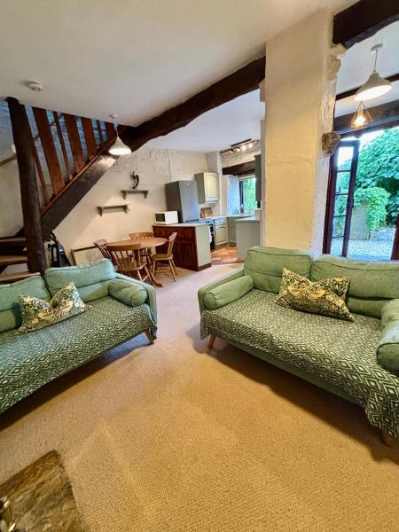 Rustic Barn Conversion Close To Beautiful Beaches - Bigbury-on-Sea