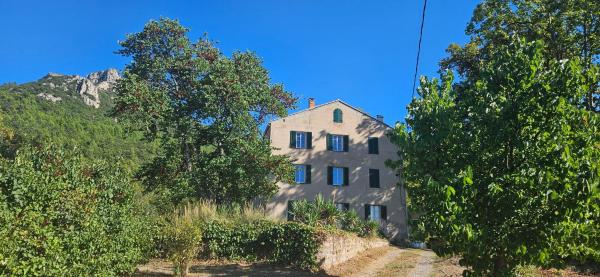 Domaine La Boucharde - Appartement L'aurélien - Entre Vignes Et Forêt - Nans-les-Pins