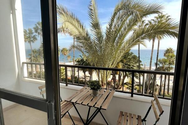 Apartamento Frente A La Playa Piso 3 - Estepona