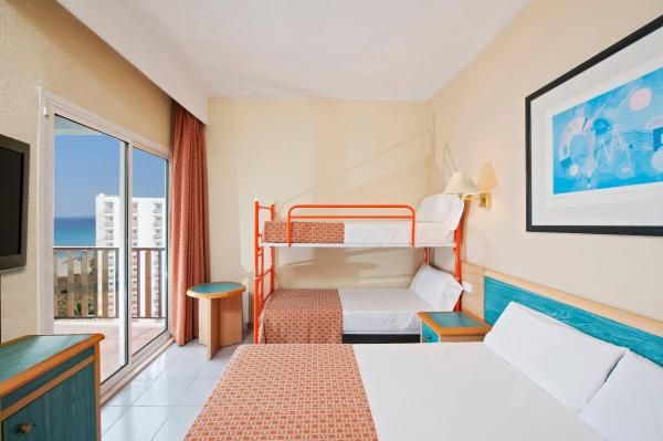 Dubbelrum Standard med havsutsikt (2 vuxna + 2 barn) — 18 m² - SOL by Meliá Milanos Pingüinos