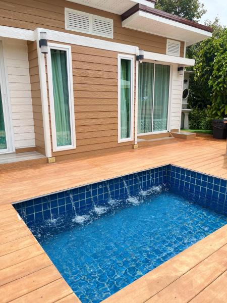 สวนทุเรียนครูจ๊อบรีสอร์ท - Kanchanaburi