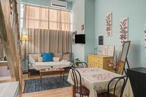 Maria's Nest - Athens