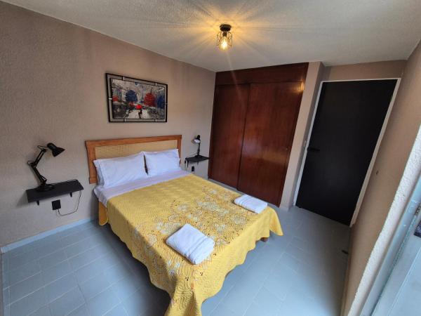 Casa Privada Facturamos 5 Camas Fibra Optica - Celaya