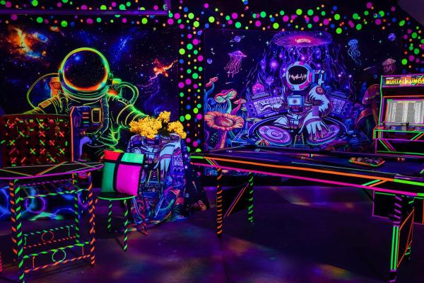 Neon Nights - Big Groupsgame Roomrooftop Hot Tub - Nashville, TN