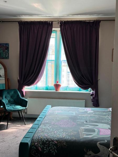 Bed For The Night, Close To Beach, Shops , Train - Hastings